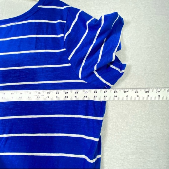 Sonoma Everyday Tee Women's 1X Blue White Striped Short Sleeve V Neck Casual Top - Picture 8 of 9